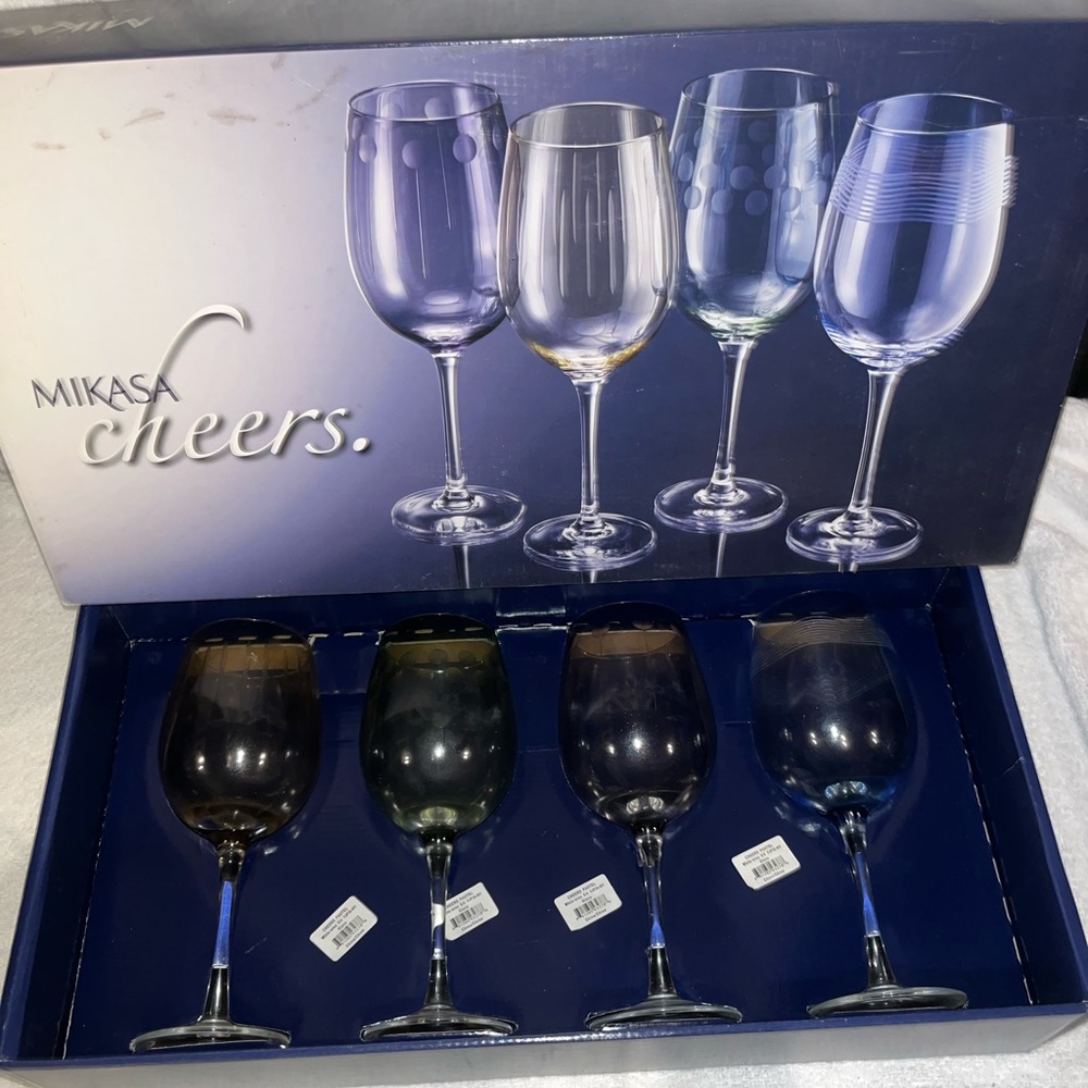 Mikasa Cheers Pastel White Wine Glasses